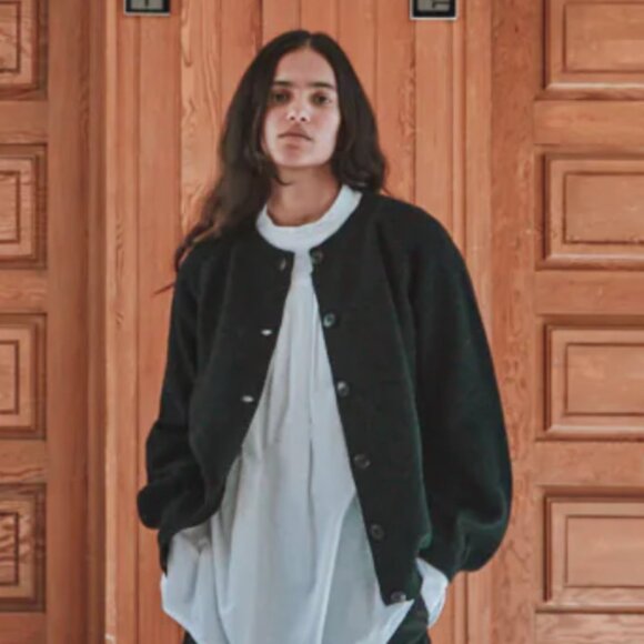 L'ENVERS GABY Balloon-Sleeve Cardigan in Alpaca - Picture 2 of 6